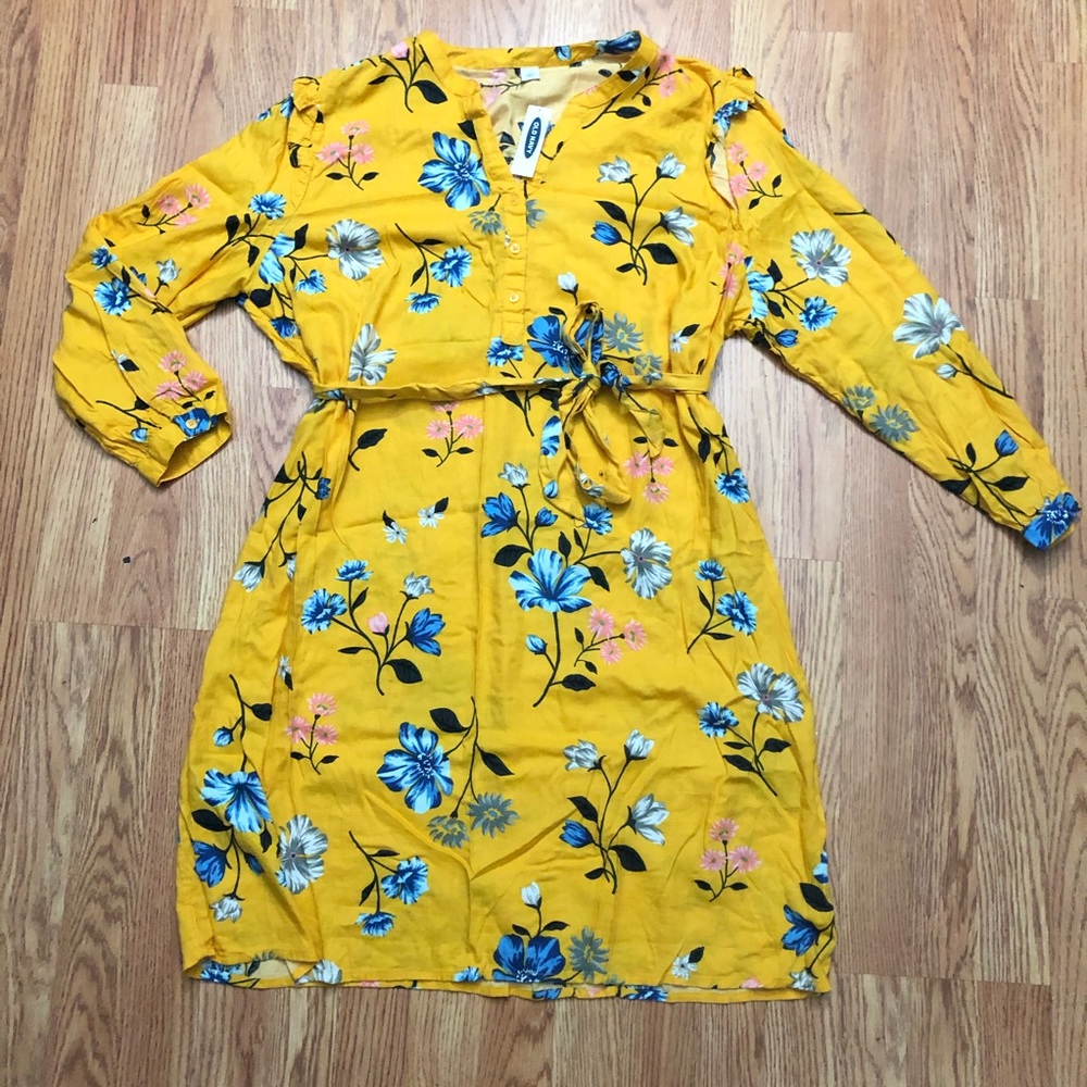 New with Tags! Old navy yellow dress size XL